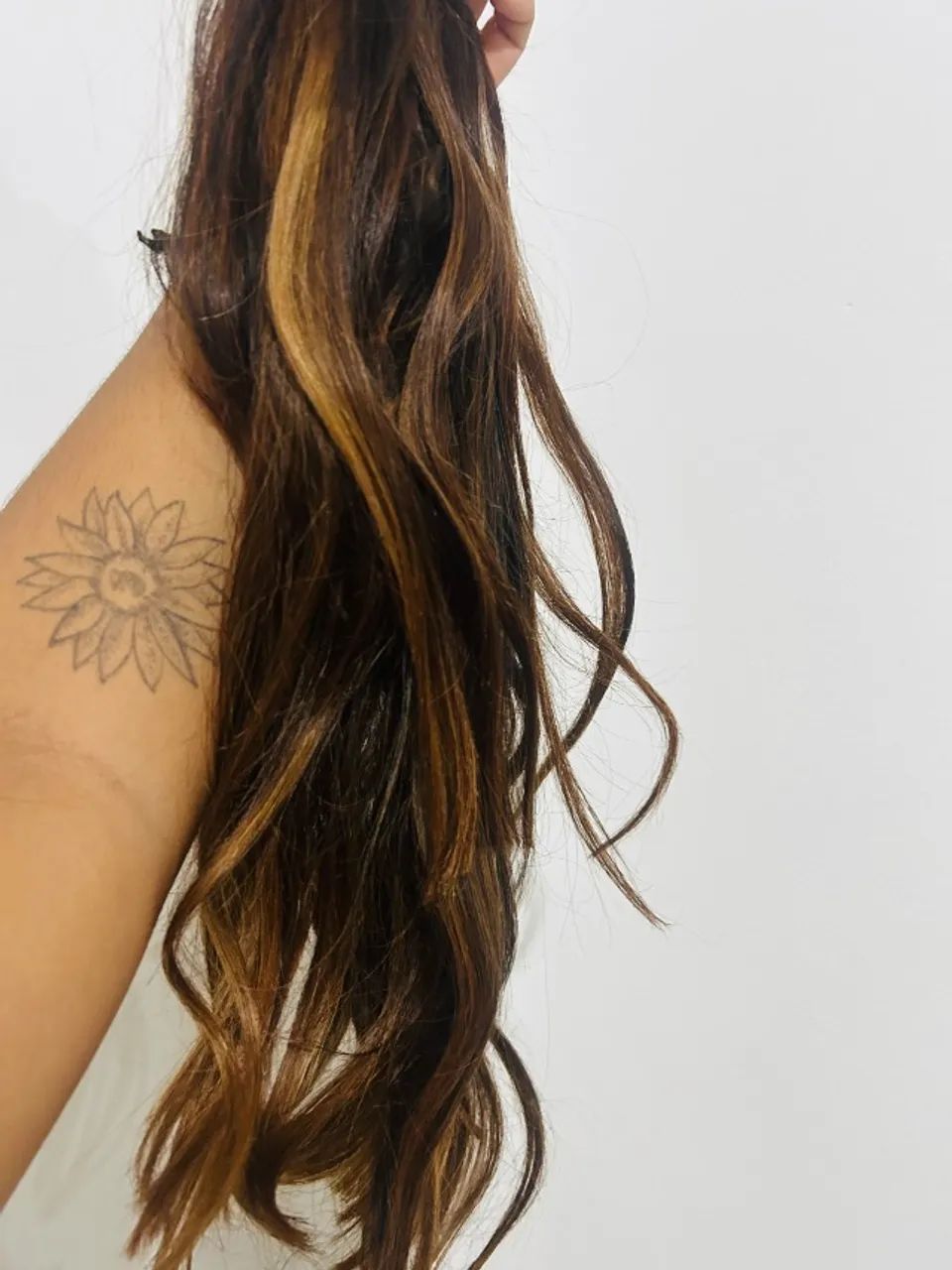 Vendo mega cabelo  135 gramas  - Foto 2