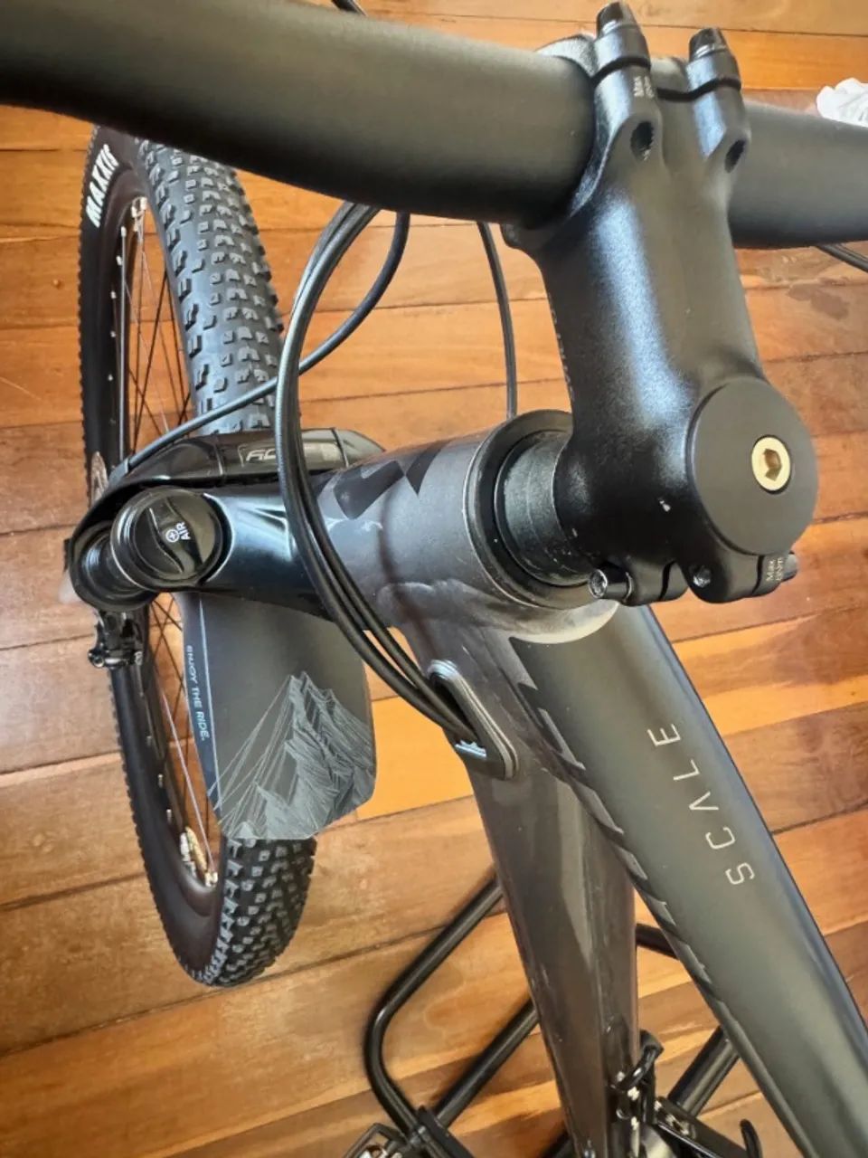 BICICLETA SCOTT SCALE 965 CINZA