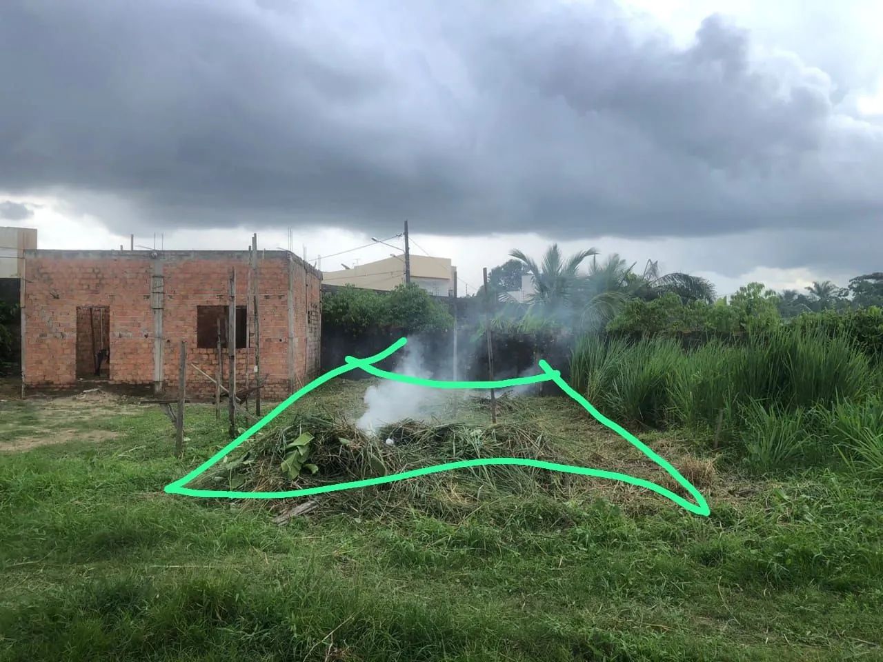 Terreno bem localizado e fácil acesso  - Foto 3