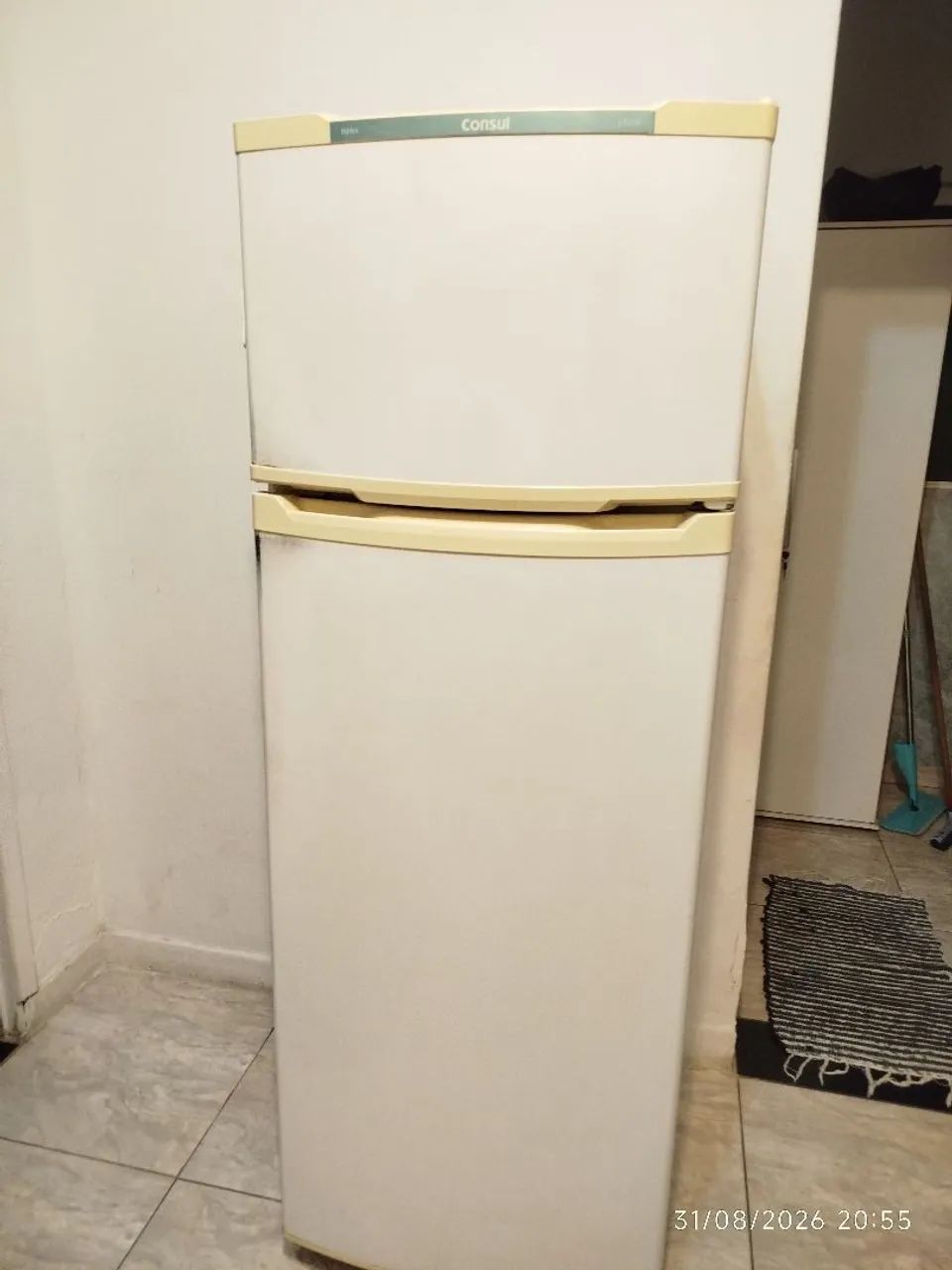 Geladeira Consul vc Biplex 258L - Foto 2