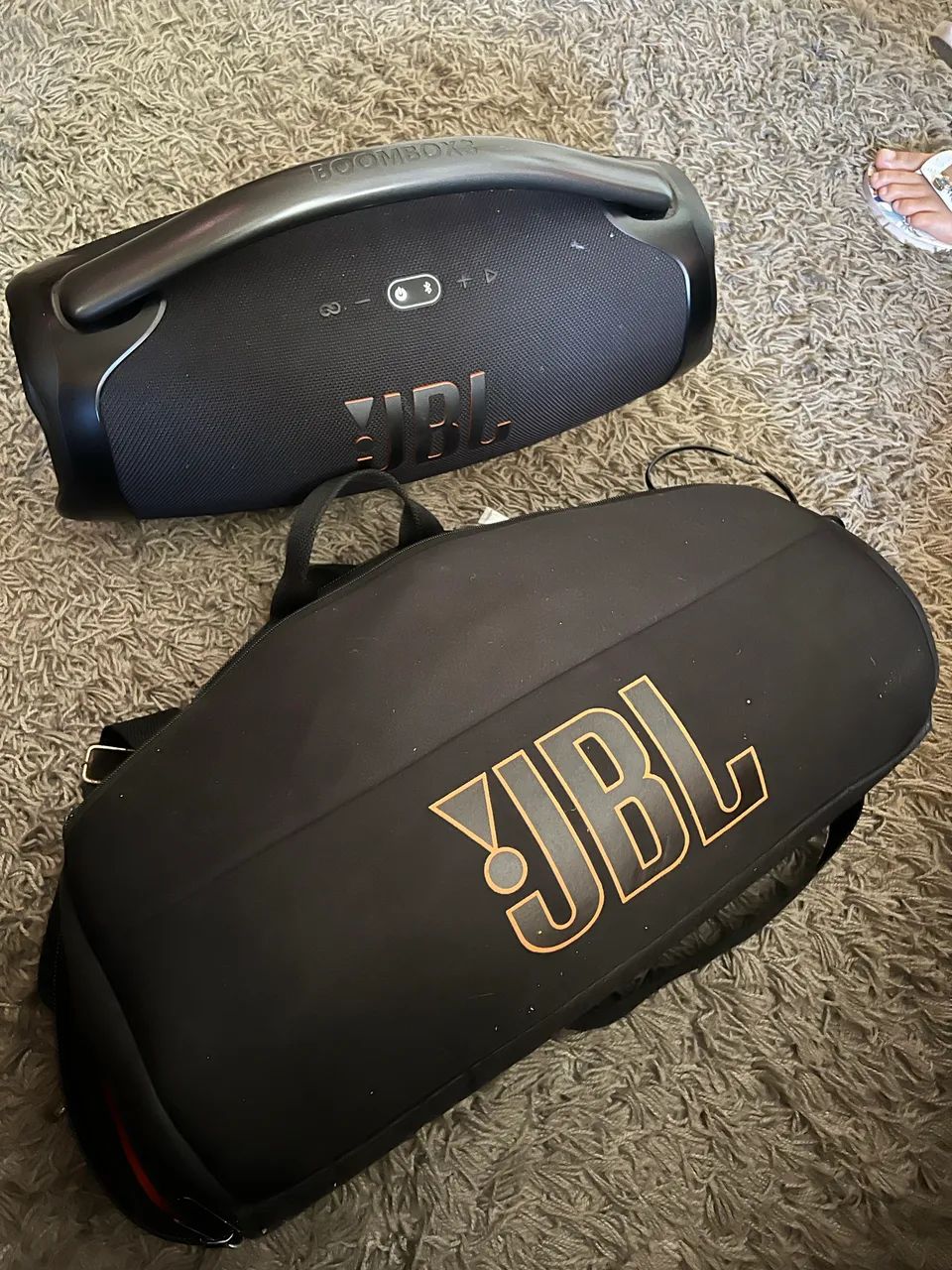 Bombox 