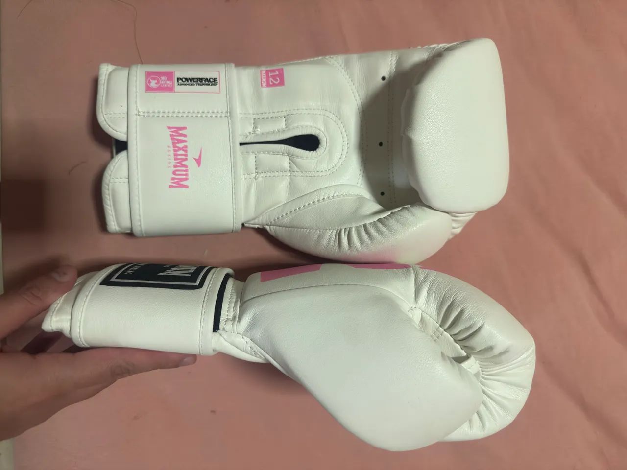 Luva de Muay Thai/Boxe Maximum - Branca e Rosa - Foto 5