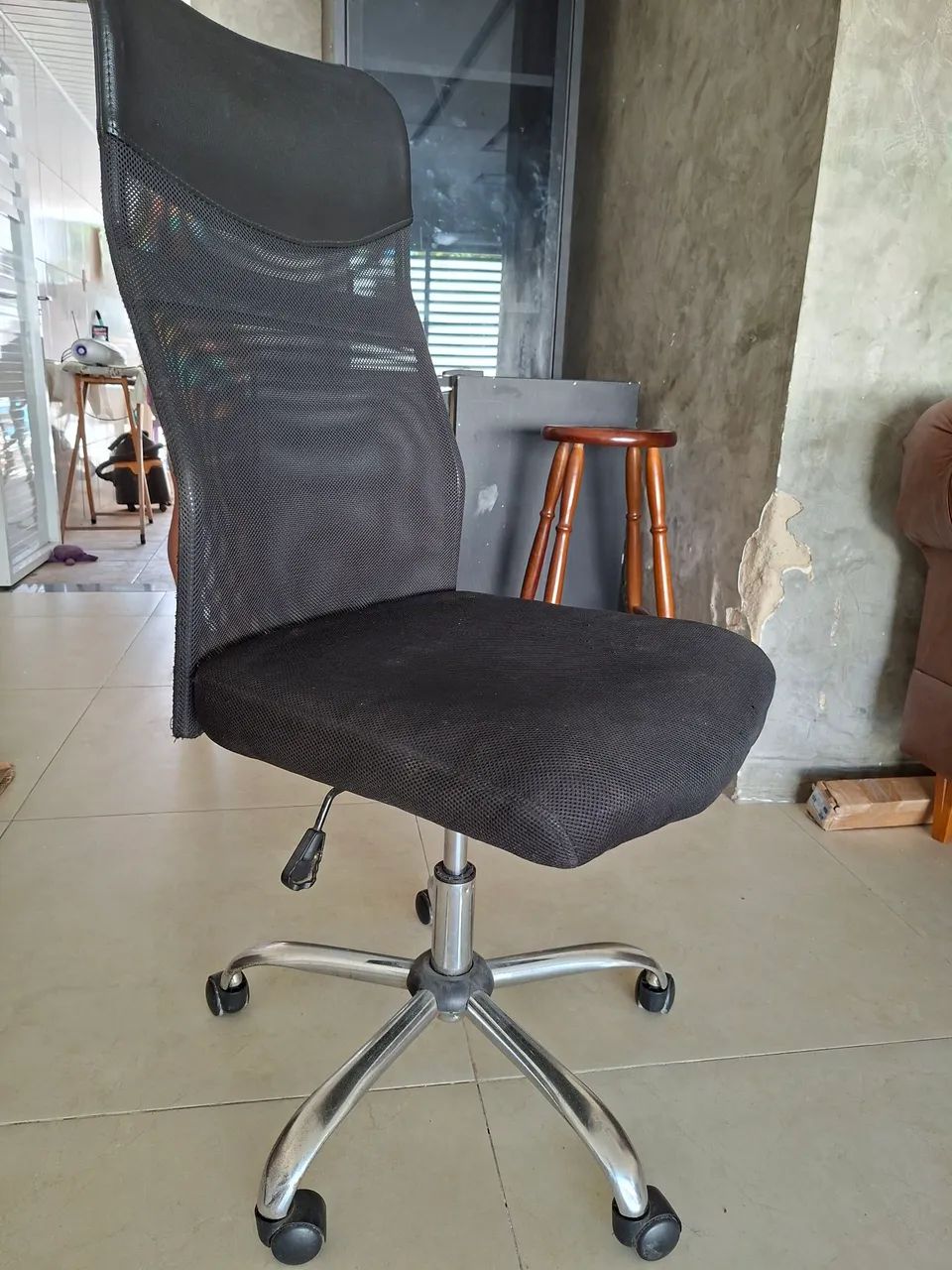 Cadeira de escritório usada - Foto 3