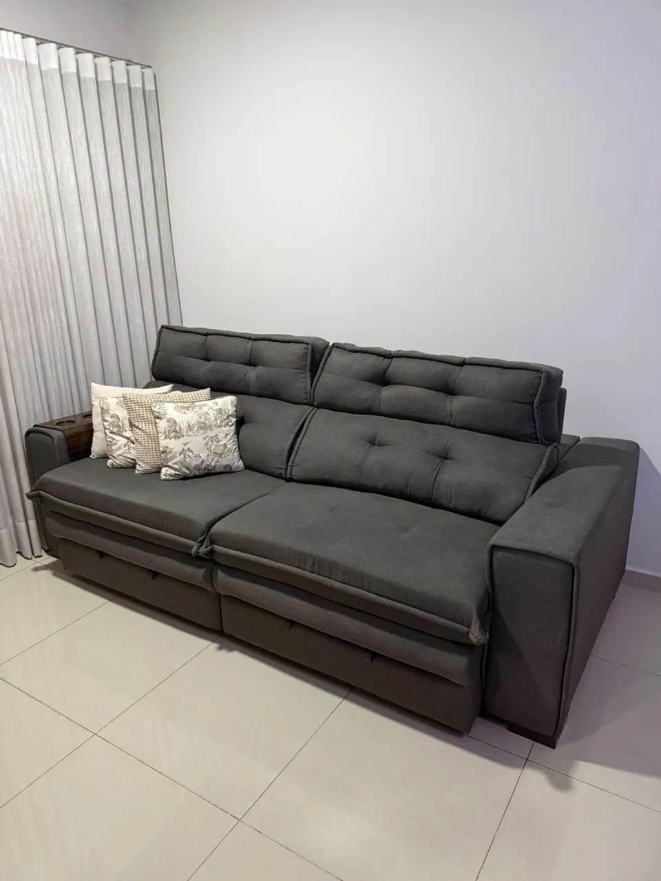 Sofá retrátil e reclinável 2,50m