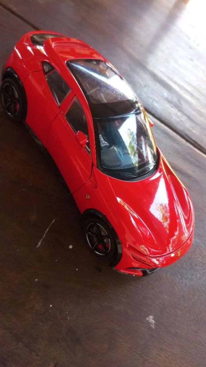 Ferrari puro sangue miniatura 