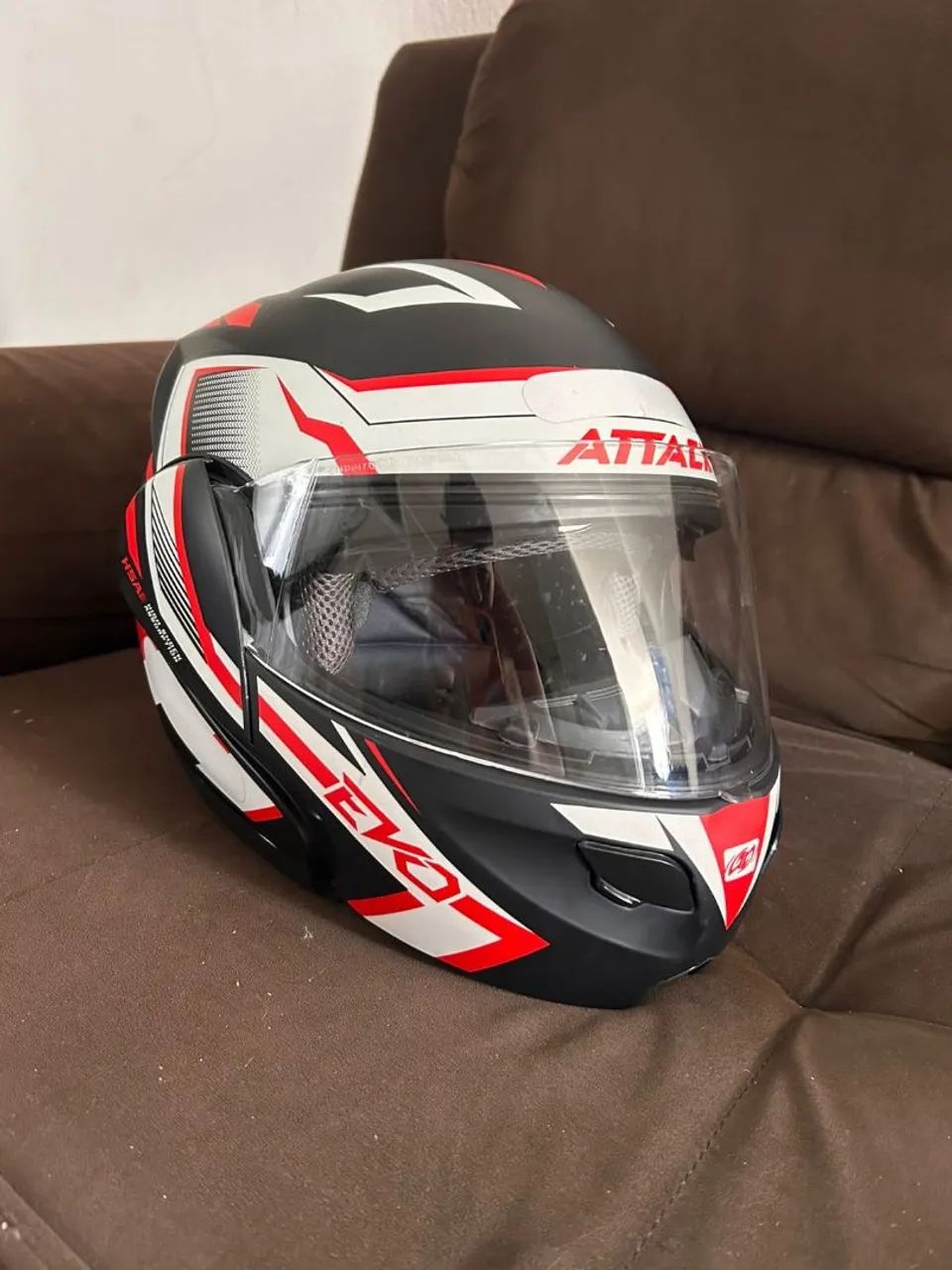 VENDO CAPACETE EVO ZERO NA CAIXA - Foto 2