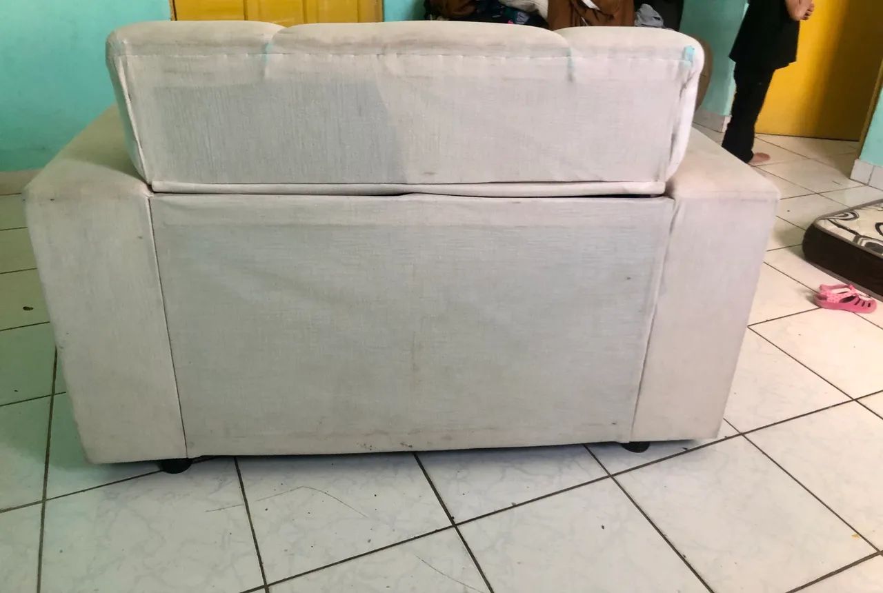 Sofá dois lugares semi novo  - Foto 3