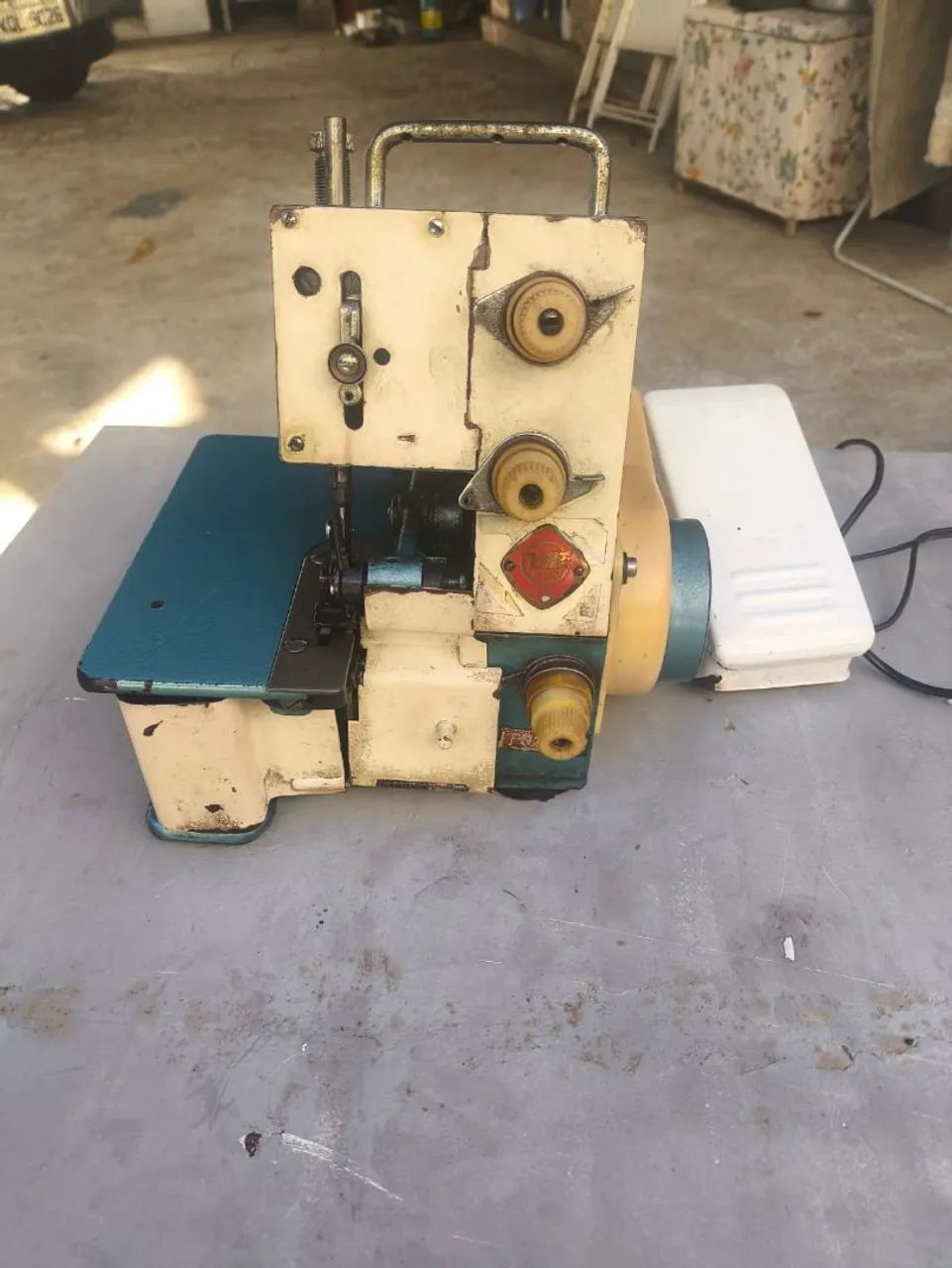 Maquina Overlock