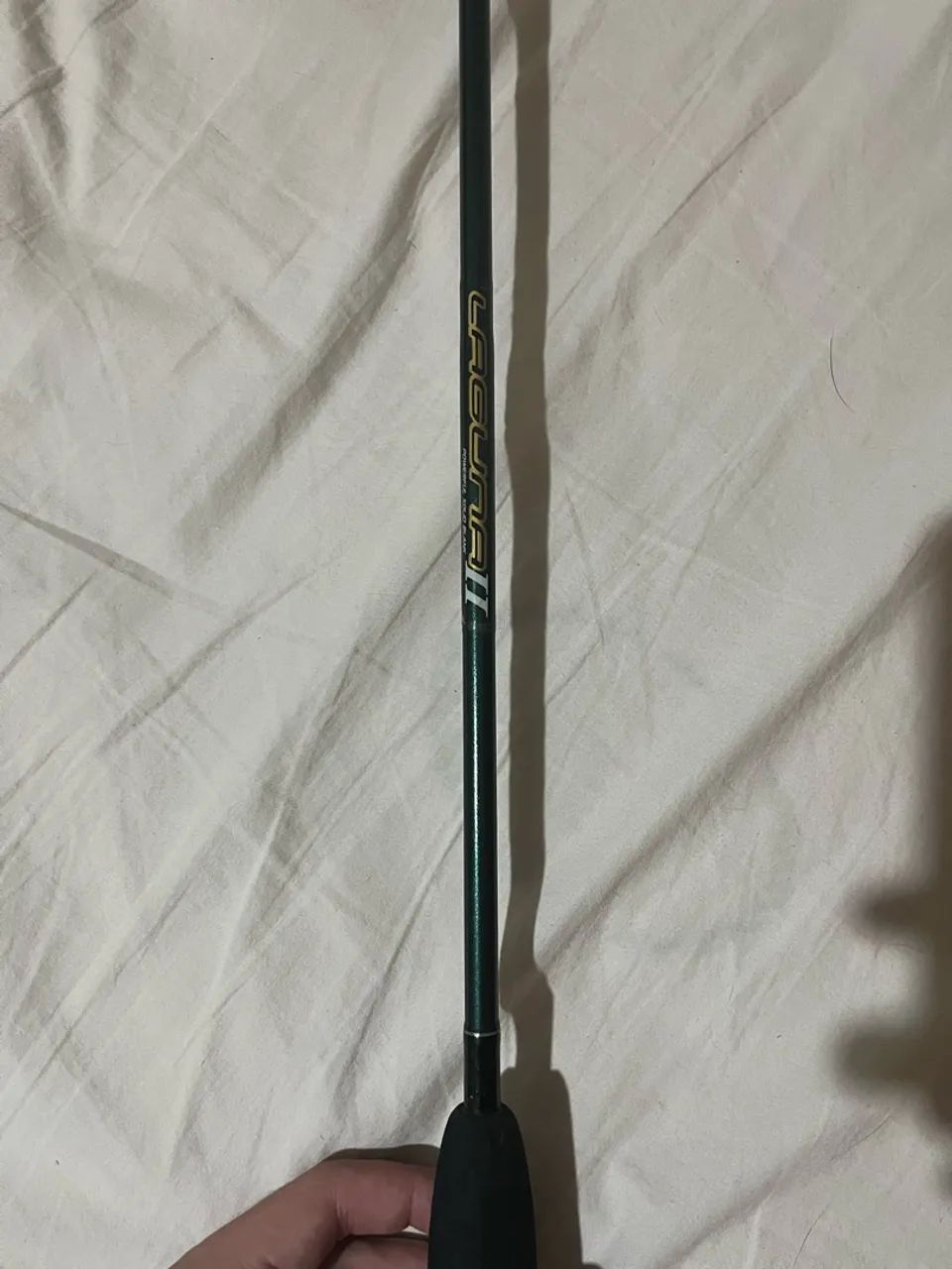 Vendo varas de pesca em ótimo estado  - Foto 3