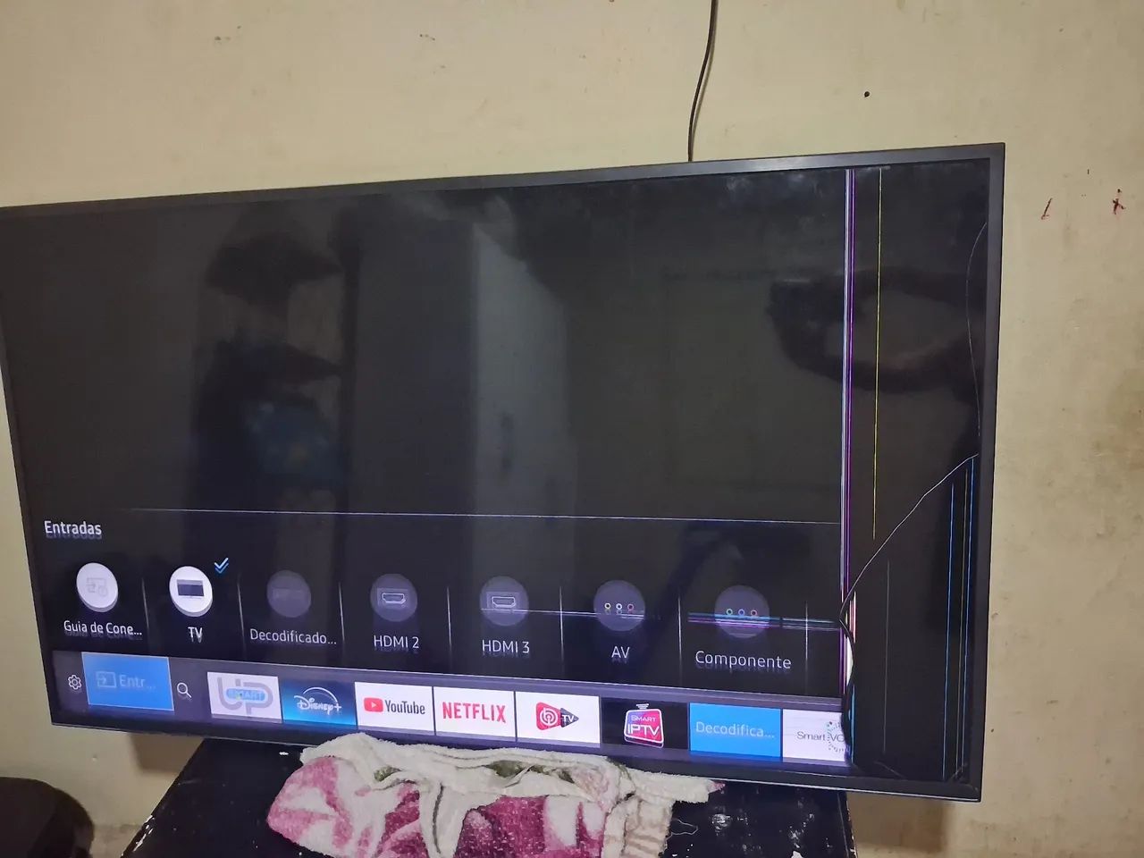 ? SMART TV 50" COM DEFEITO - OPORTUNIDADE! ? - Foto 2