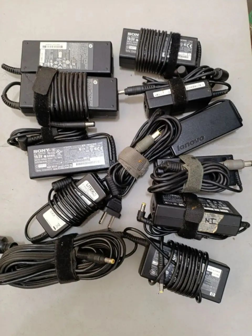 Carregando pra notebook vários modelos 