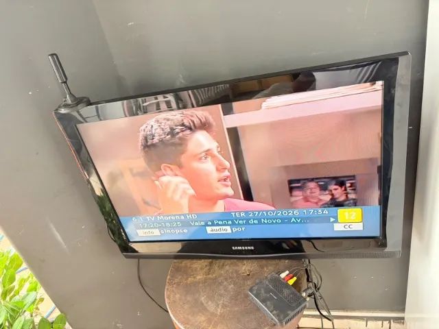 Televisão 37 polegadas Samsung  Precisa de conversor digital  - Foto 5