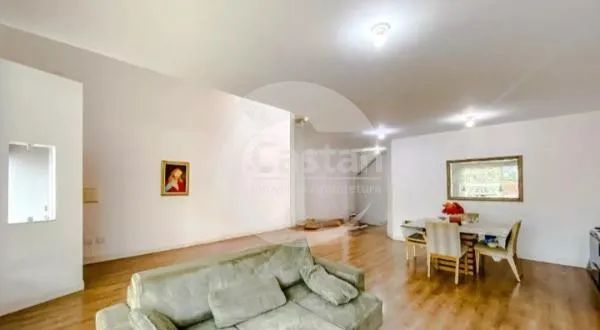 sobrado a venda na água rasa com 240m² e com vaga