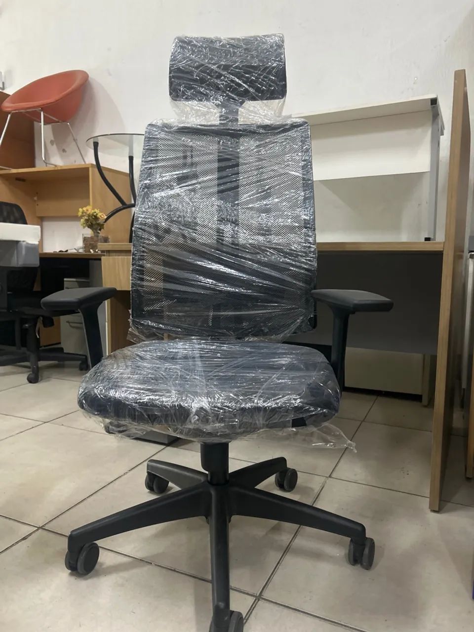 Cadeira giratória ergonômica  - Foto 2