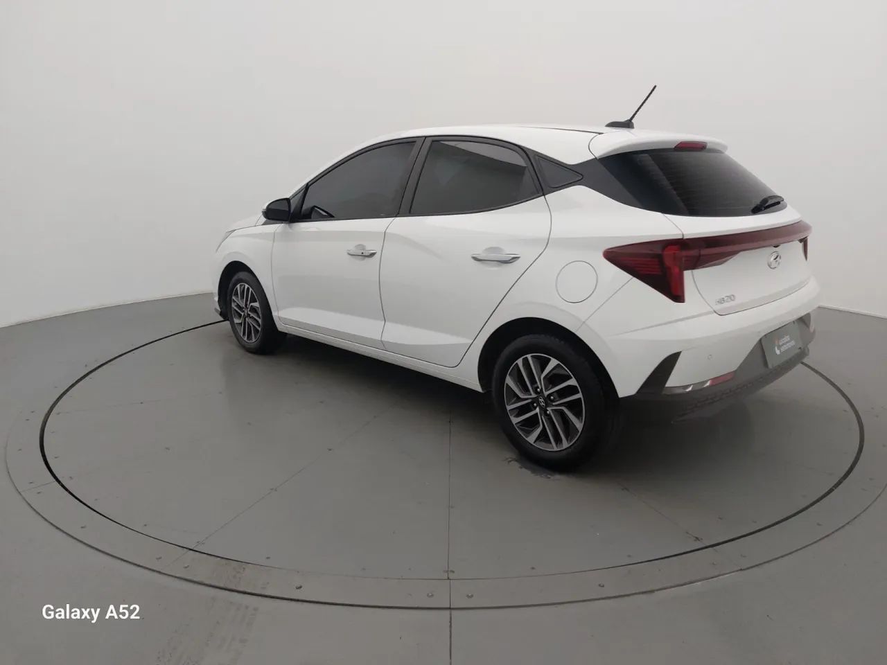 Hyundai HB20 Limited 1.0 Flex 12V Mec., foto 3 de 18