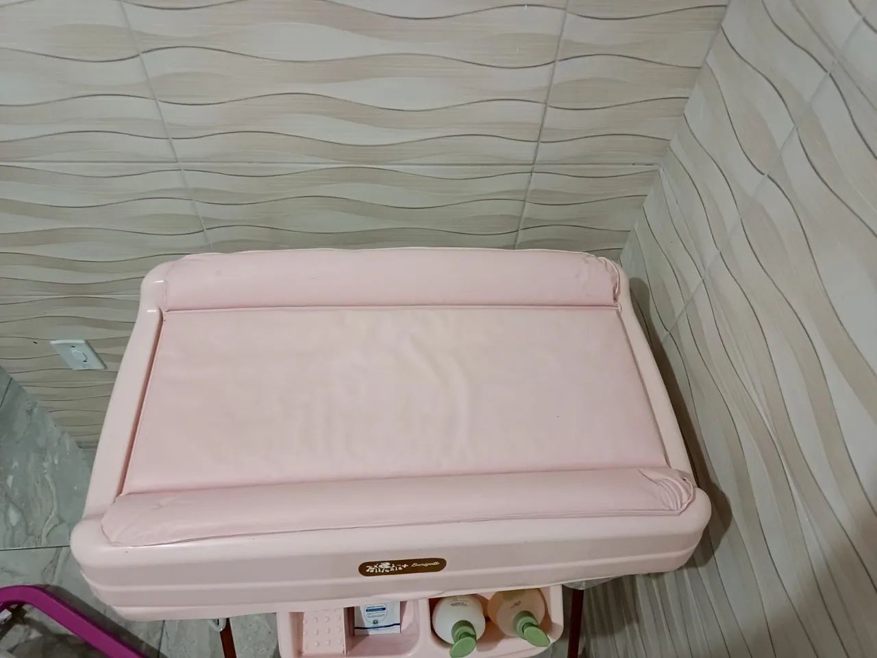 Banheira com trocador rosa - Foto 3