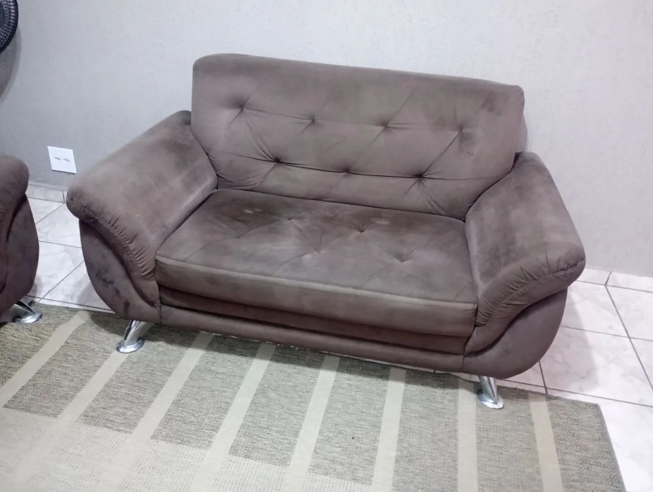 Cama casal e jogo de sofá 2 e 3 lugares - Foto 5