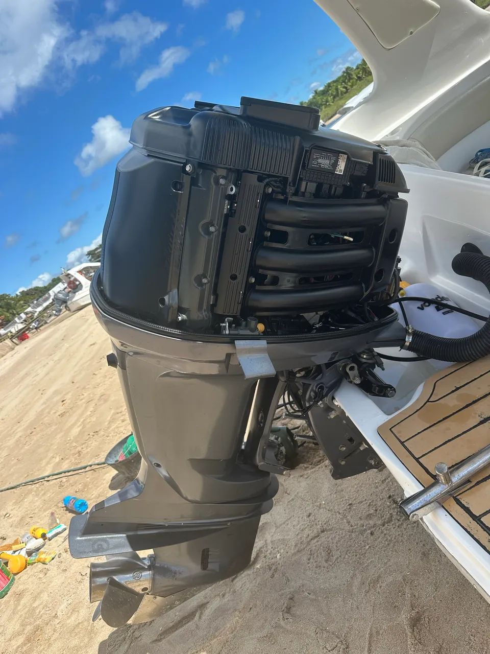 Motor de popa Yamaha 200 hp 4 tempos  - Foto 4
