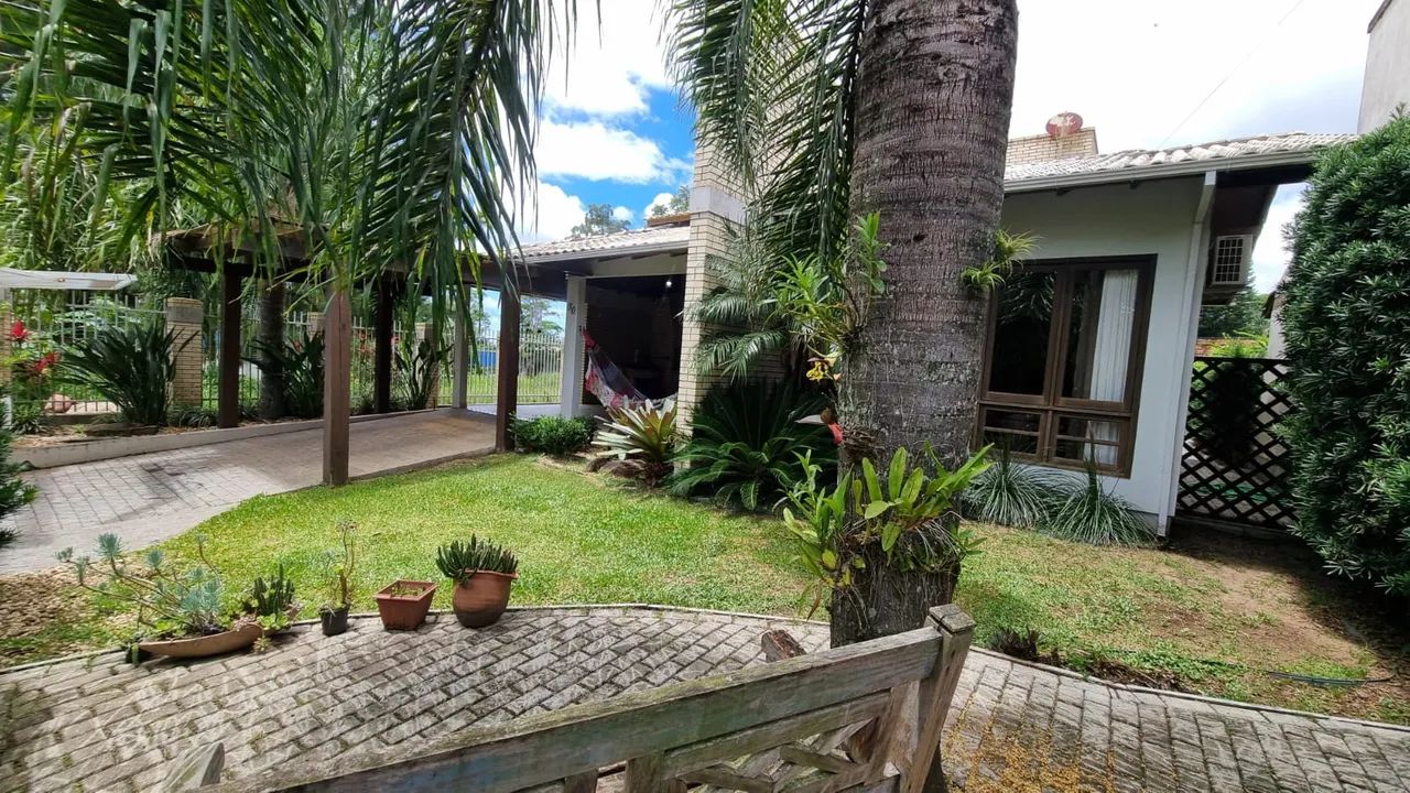 CASA NO CENTRO DE SOMBRIO  CONFORTO E LOCALIZAÇÃO!