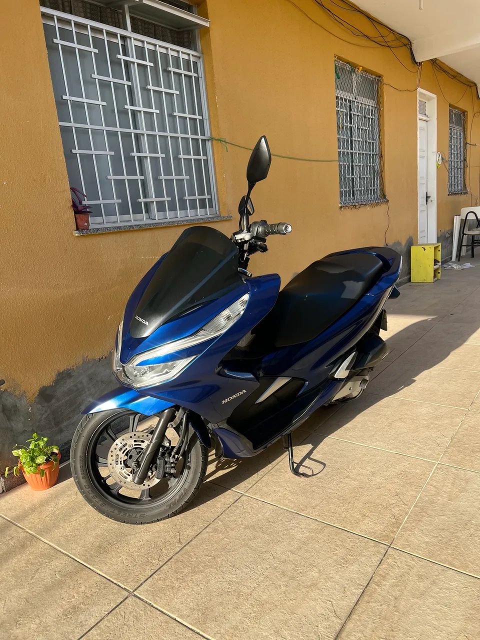 Honda PCX 150 CBS 2021  - Foto 4