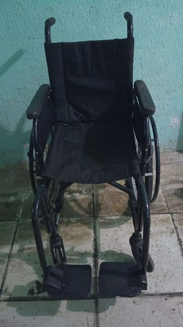 Cadeira de roda  - Foto 3
