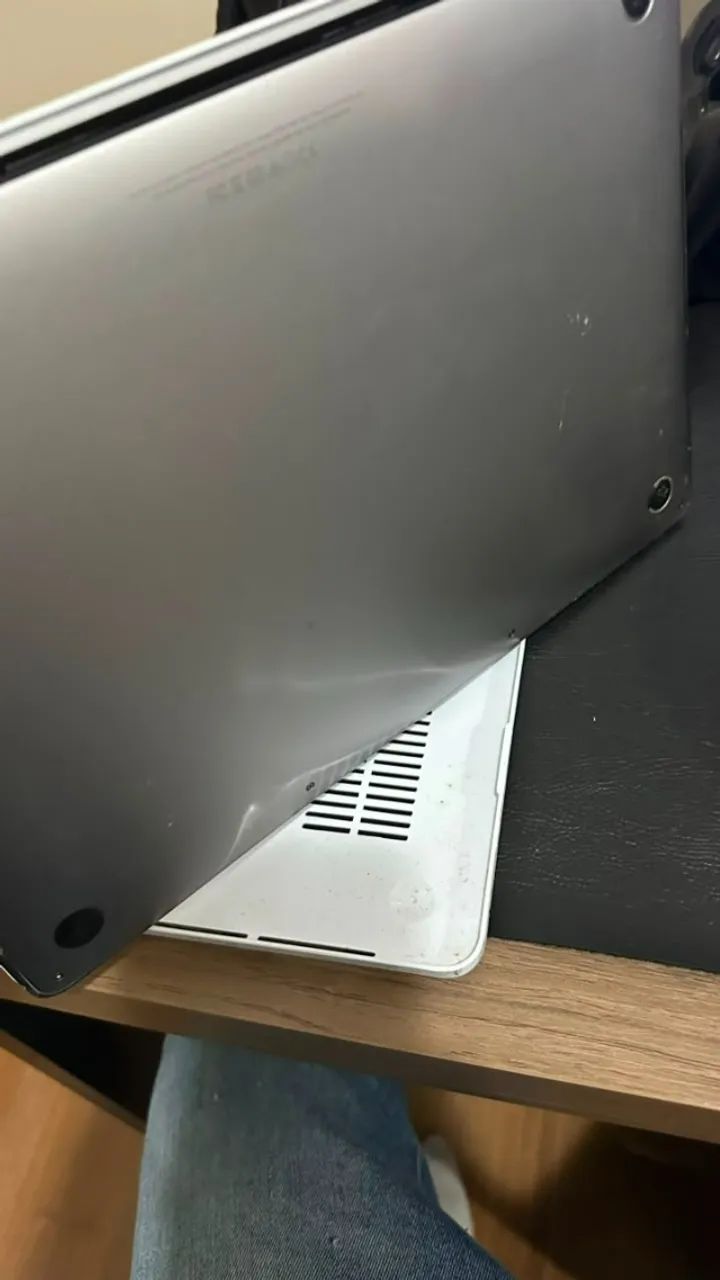MacBook Pro 13" (2016) com Touch Bar - Foto 2