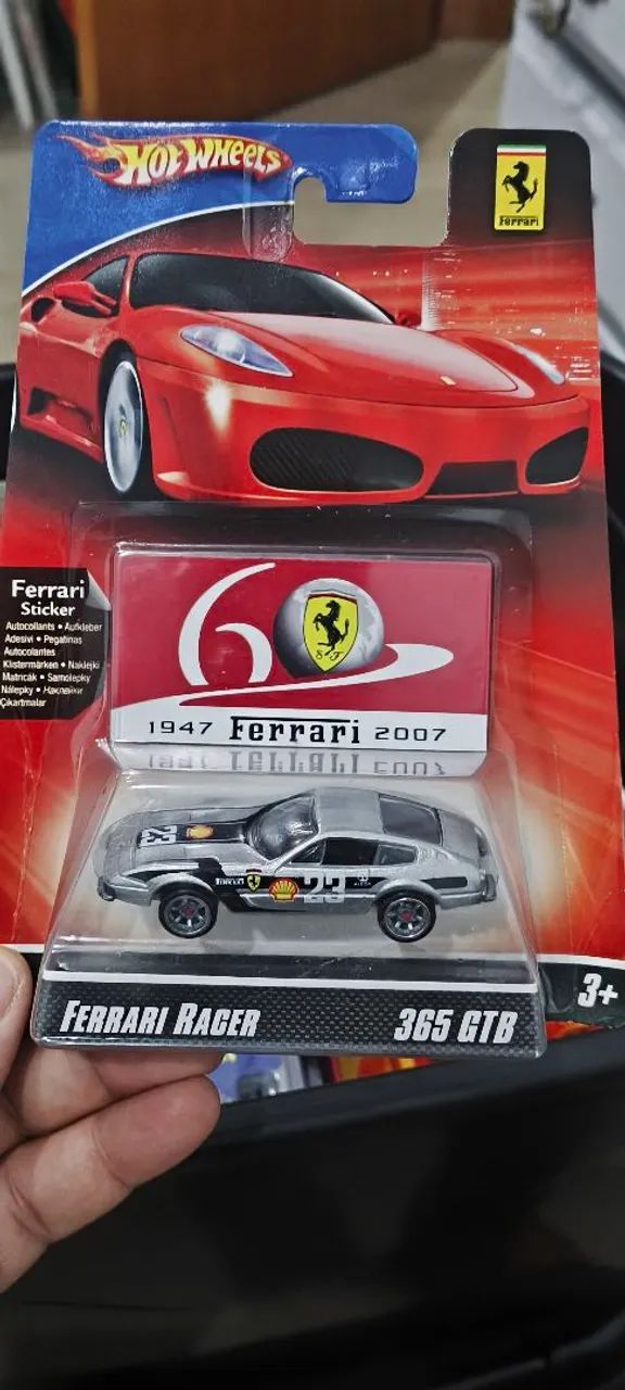 Hot Wheels Ferrari racer 365 GTB