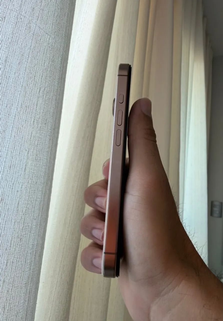 Vendo ou troco iPhone 16 Pro 128GB - Foto 3