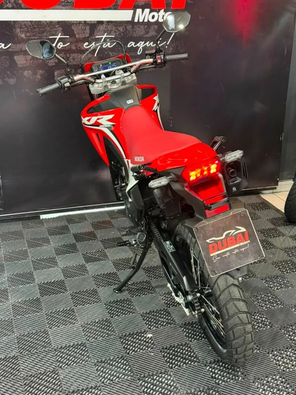 HONDA TORNADO 300 2026  - Foto 3