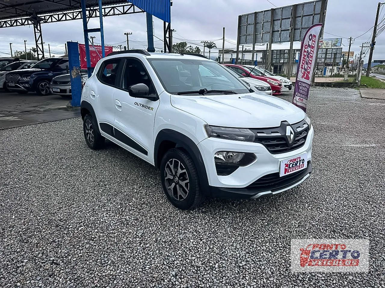 Renault Kwid Outsider 1.0 Flex 12V 5P Mec. 2023 - Foto 2