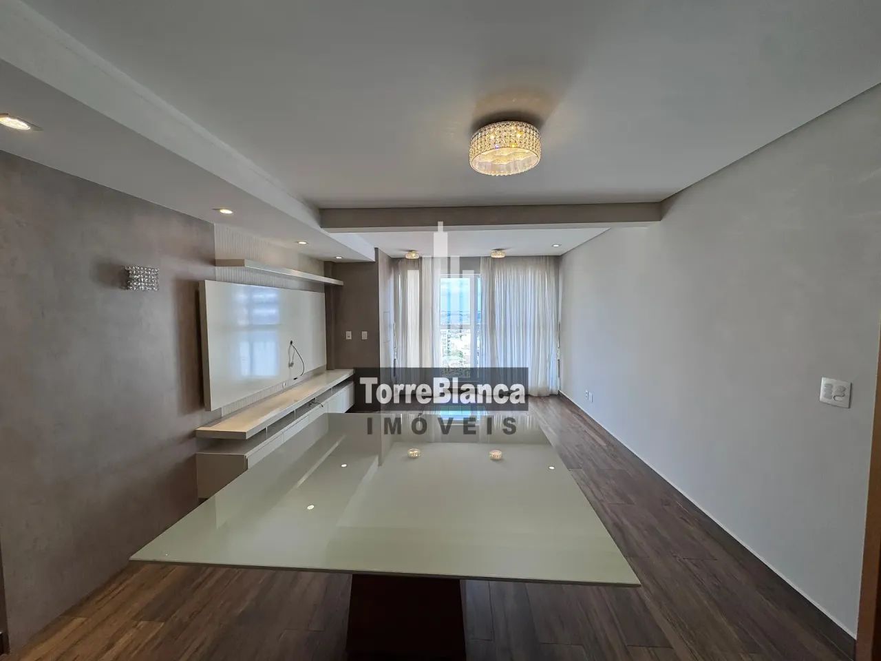 Venda e Locação - Apartamento Semimobiliado, 3 quartos sendo 1 suíte, 1 vaga de garagem, E - Foto 5