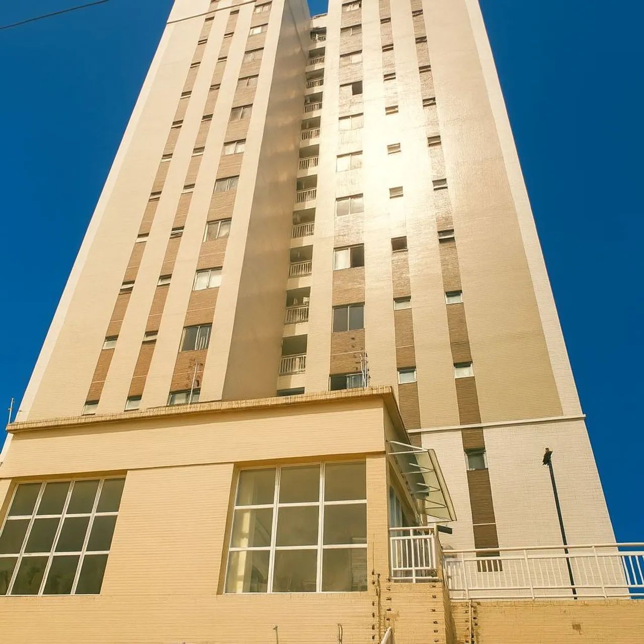 ALugo Sala Arya Tower Pronta.