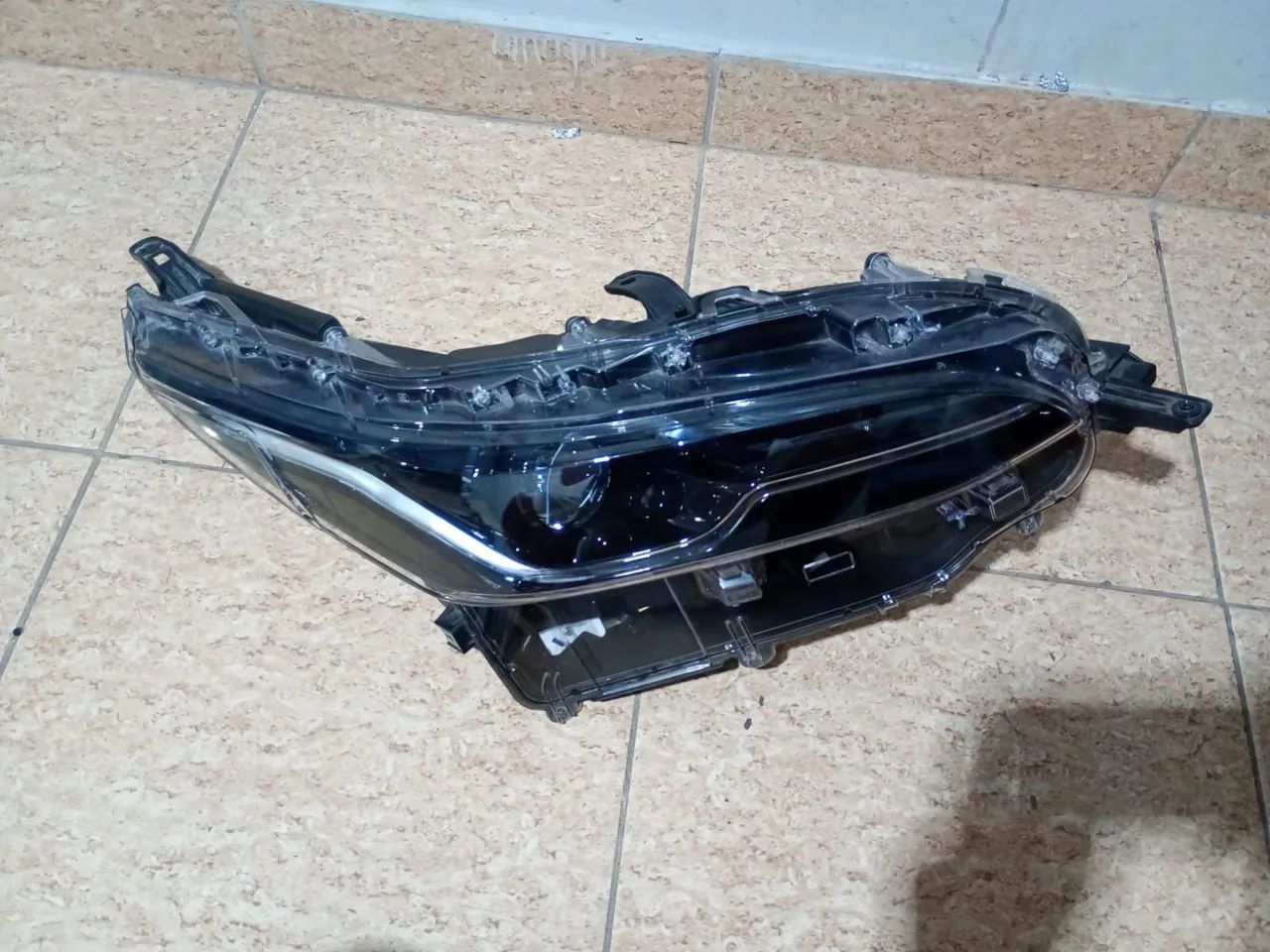 Farol direito sw4 2021 a 2023 - Foto 5