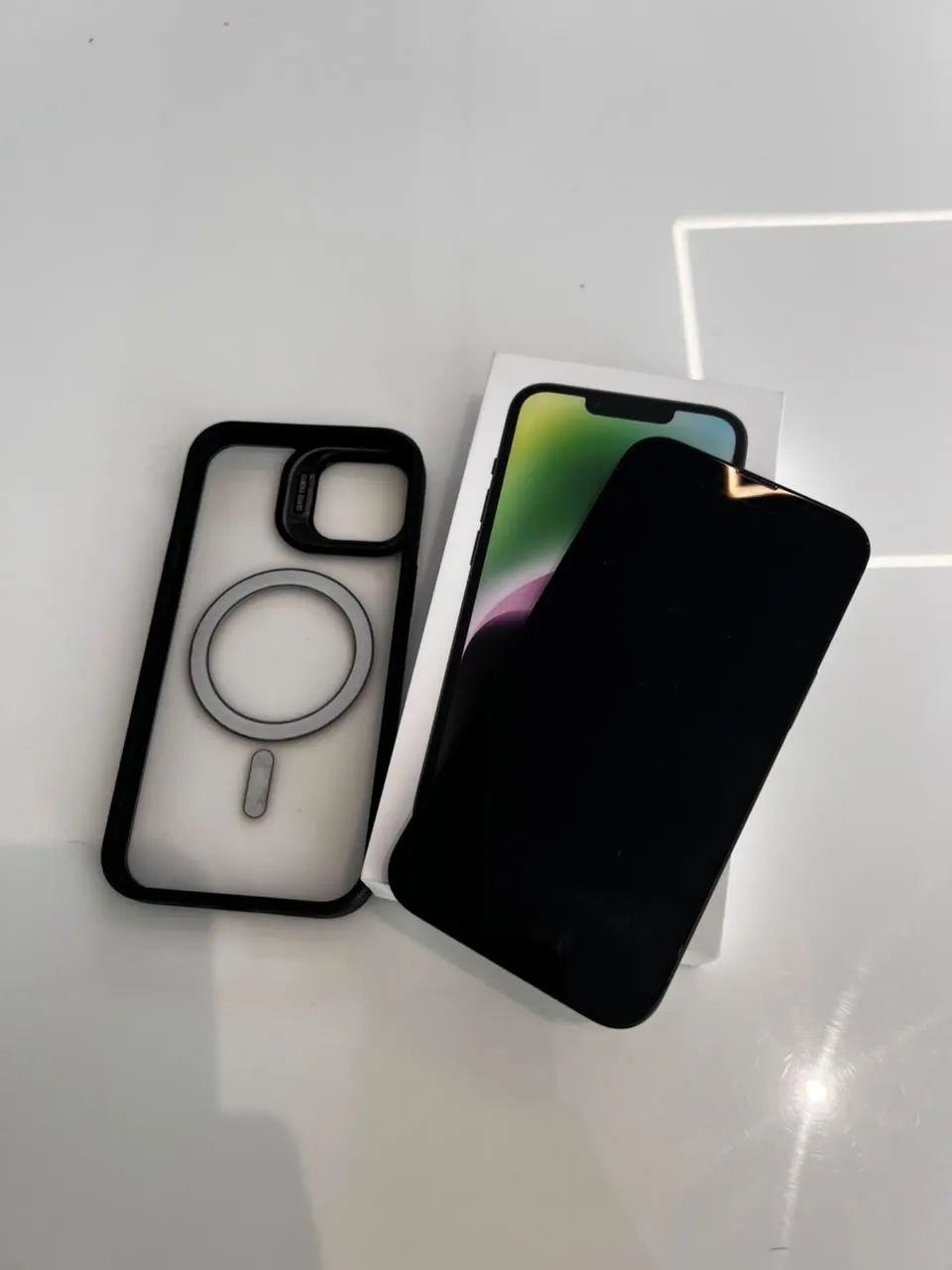 iPhone 14 256GB em garantia 