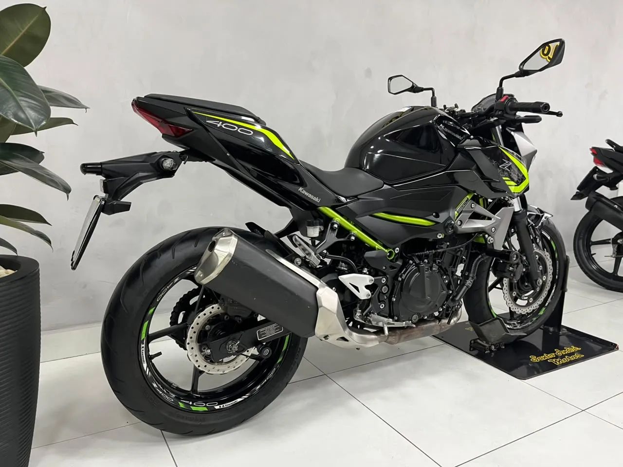 Kawasaki Z 400 - Foto 3