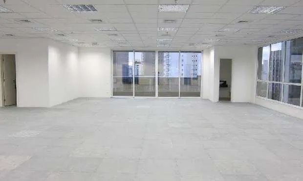 Conjunto comercial 368,00m² com 8 vagas de garagem - Foto 2