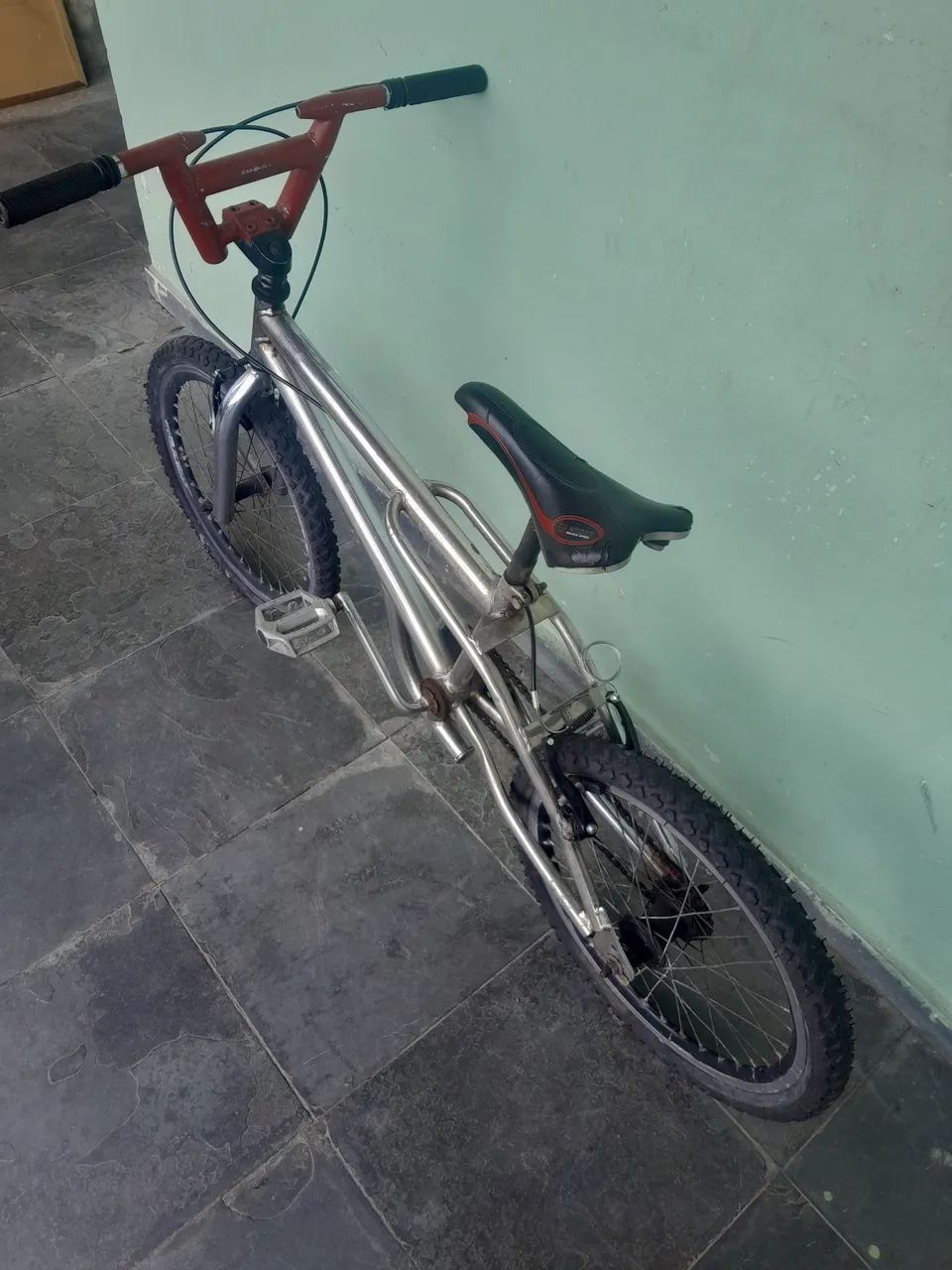 Bicicleta cromada aro 20 - Foto 2