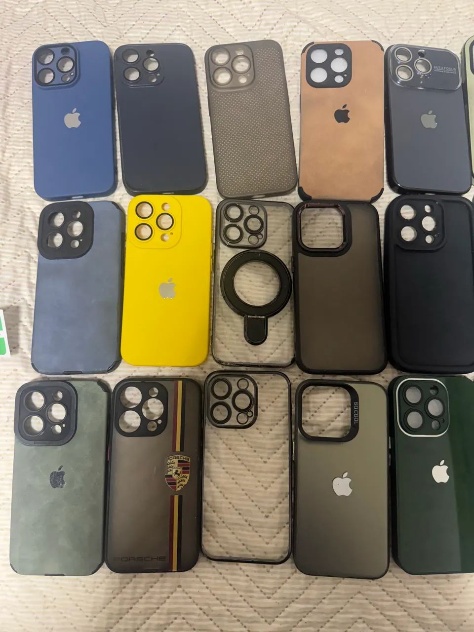 Todas por 25,00: capinhas de Iphone 15 Pro - Foto 3