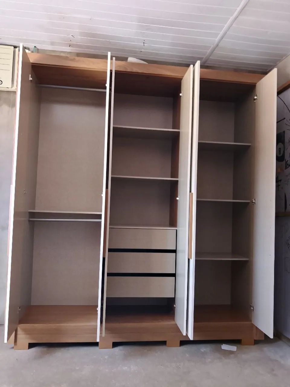 Guarda roupa semi novo - Foto 2