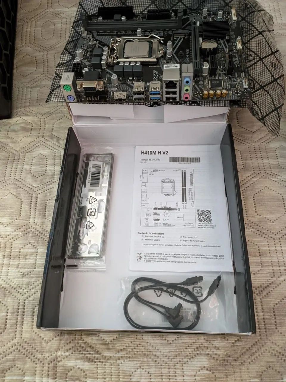 Placa-Mãe Gigabyte + i5-10400F - Foto 4