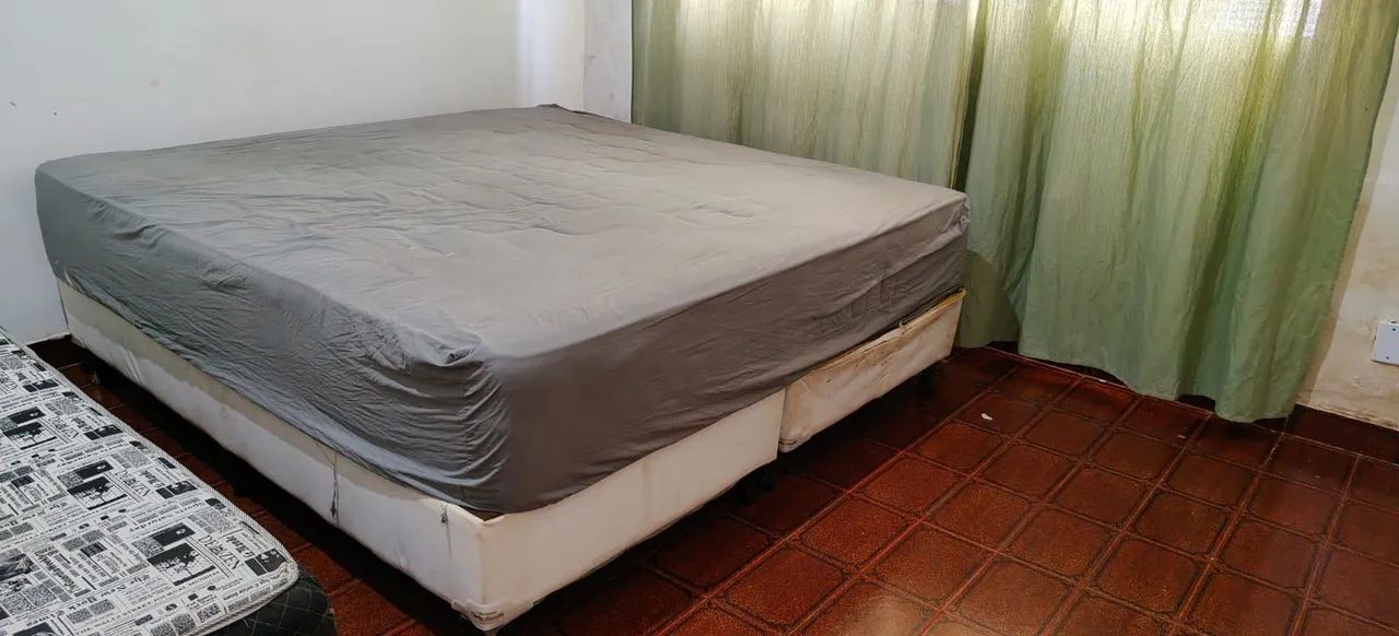 Cama box casal King say.