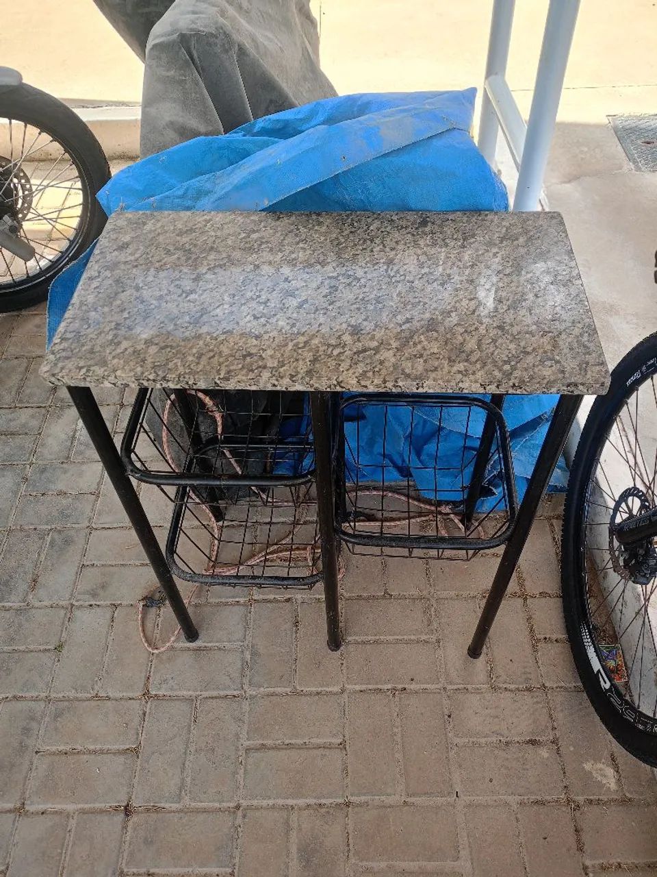 Fruteira com marmore ! 