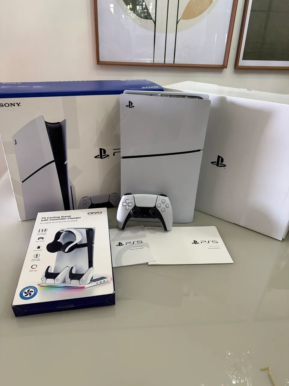 Ps5 slim com leitor 2 TB + base