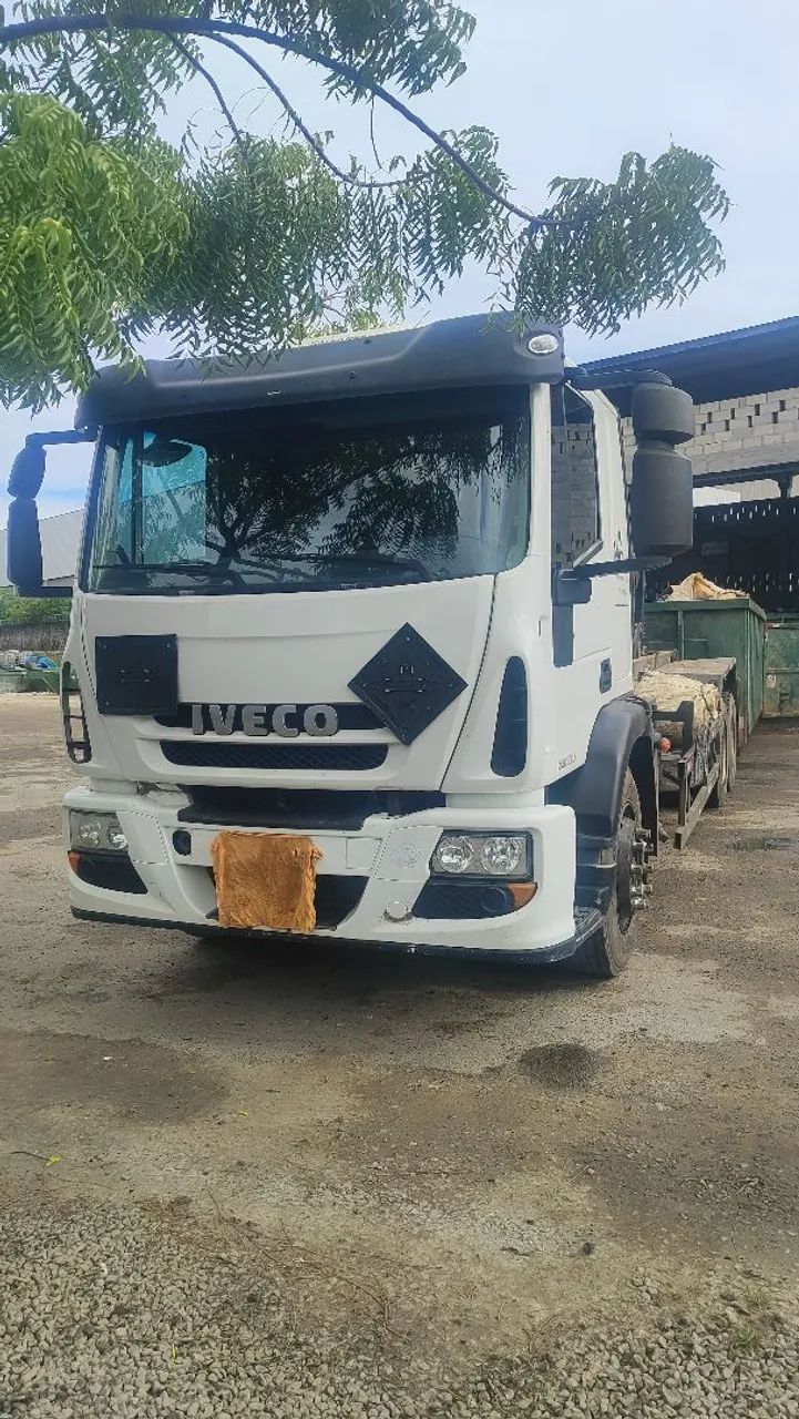 Oportunidade Iveco Tector 240e 30 SID - Foto 4