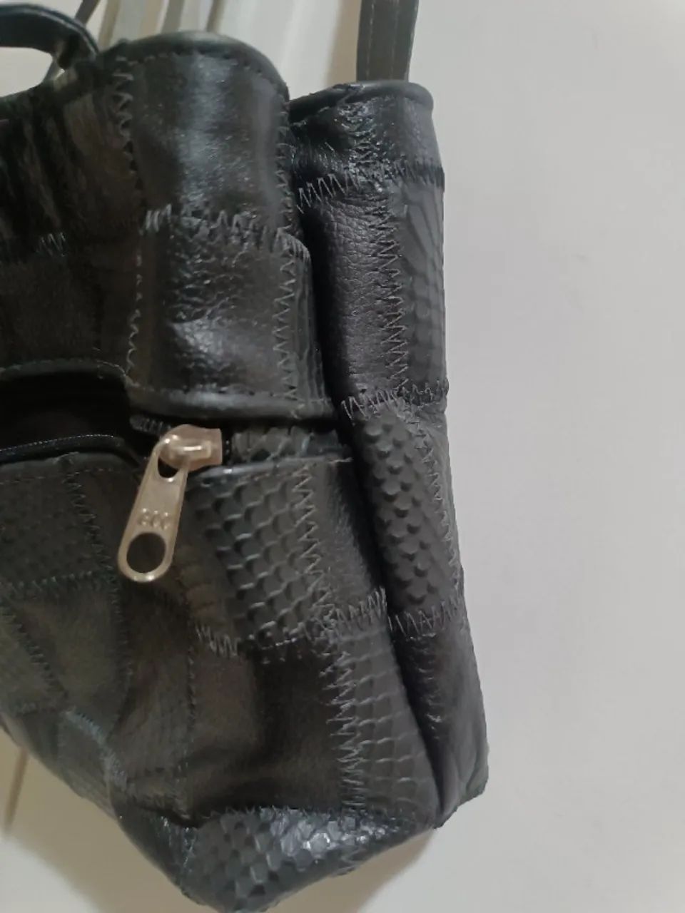Bolsa feminina média preta usada - Foto 5