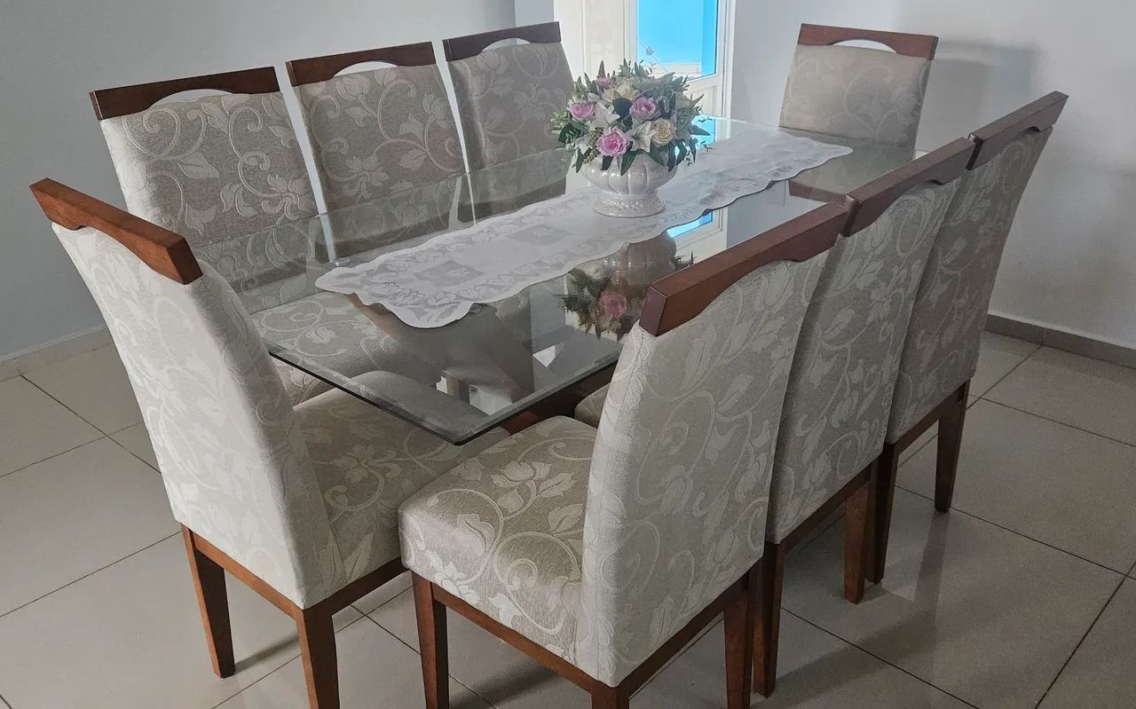 Cadeiras de jantar lindas em perfeito estado  - Foto 2