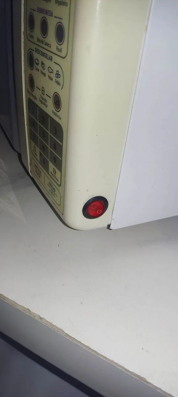 Micro-ondas velho 