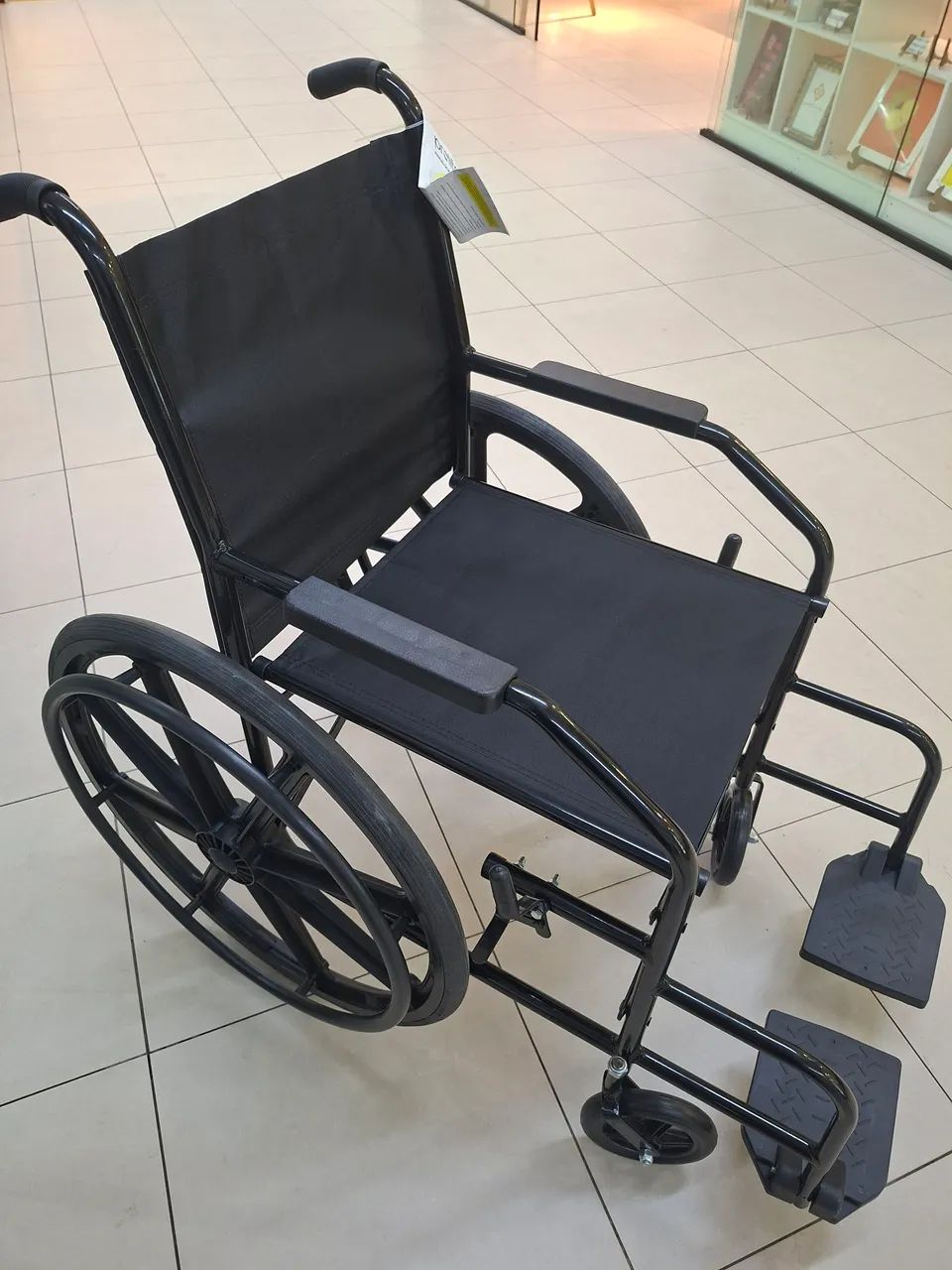 CADEIRA DE RODAS SIMPLES 100KG - Foto 2