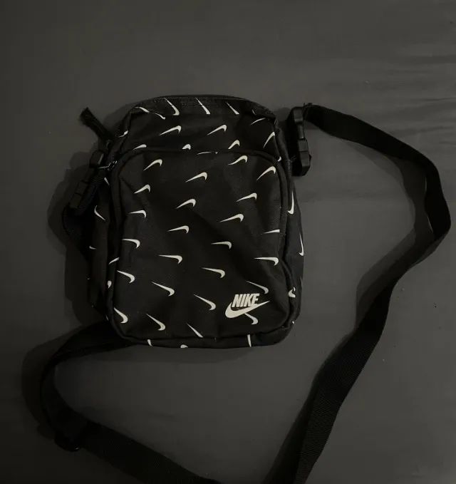 Bolsa Nike Heritage Preta 