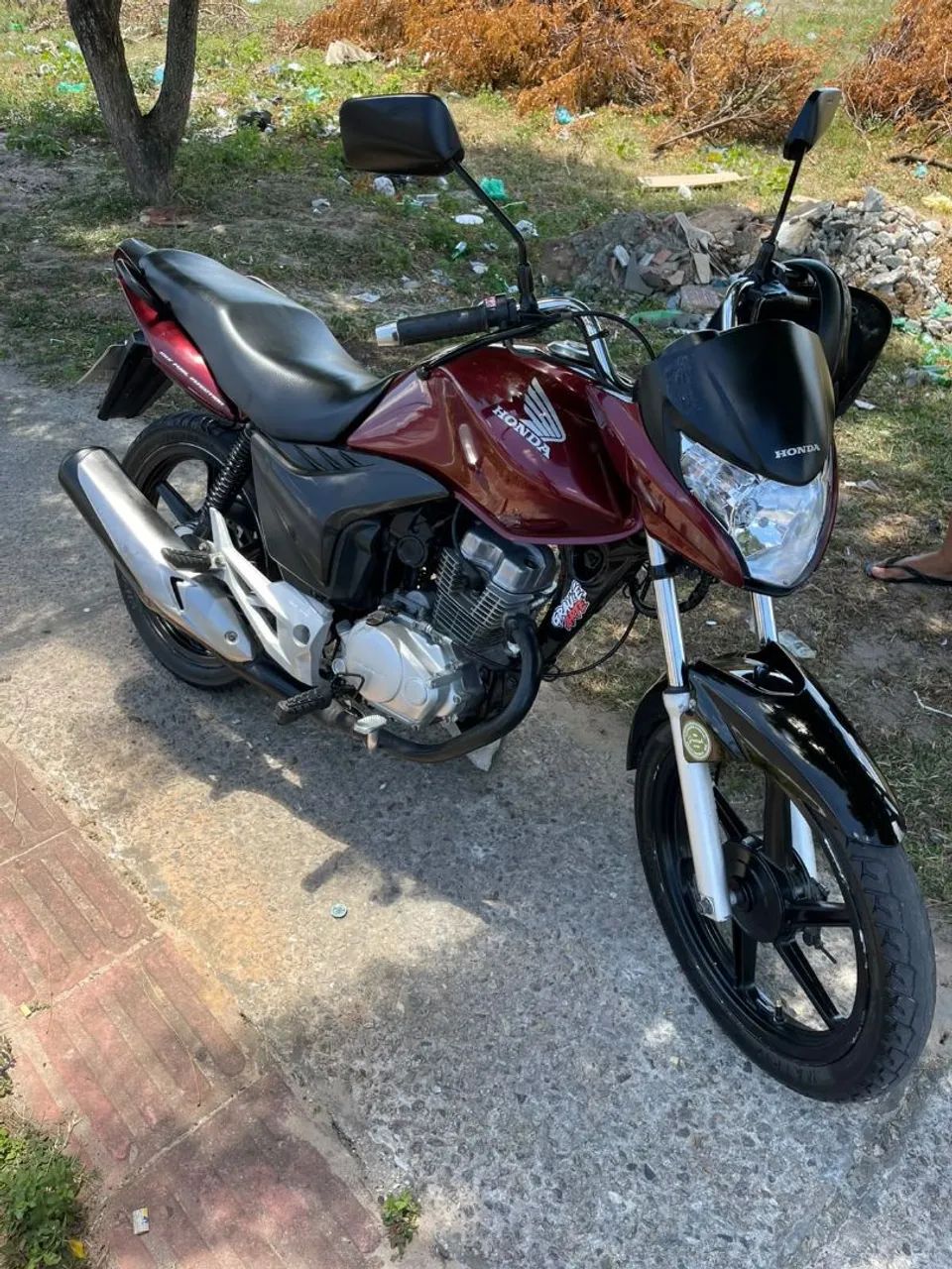 Titan 150